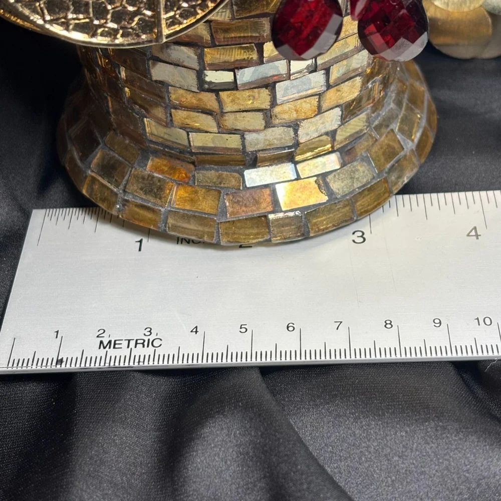 The Ultimate Gold Earring Hoard + Mosaic Vessel